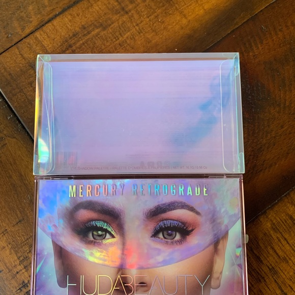 LAST ONE! HOST PICK! Huda Beauty Mercury Retrograde Eyeshadow Palette-New! - Picture 2 of 6